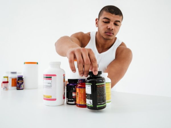 Saúde Emocional em Equilíbrio: Vitaminas e Suplementos como Aliados